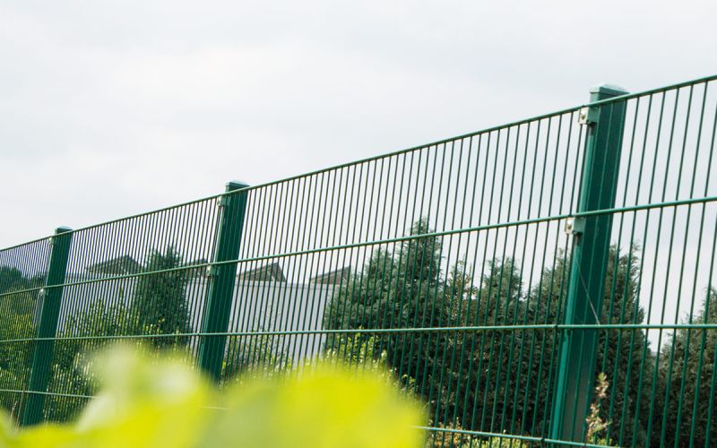 Zaunpfosten Typ VP - mit Edelstahl-Plättchen