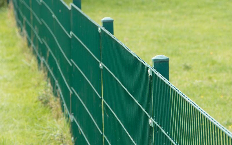 Zaunpfosten Typ VP - mit Edelstahl-Plättchen